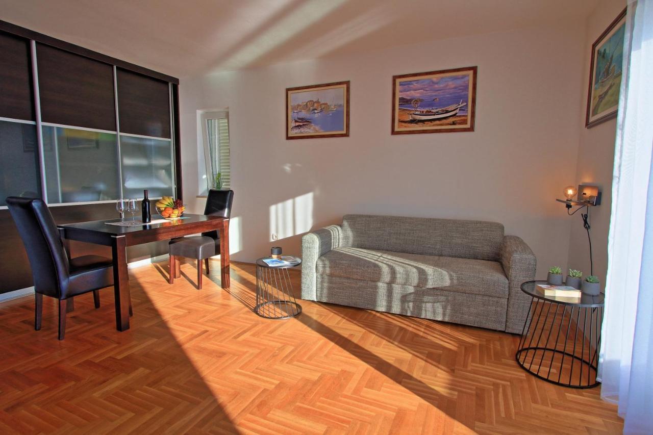 סנג' Studio Apartman Luka מראה חיצוני תמונה