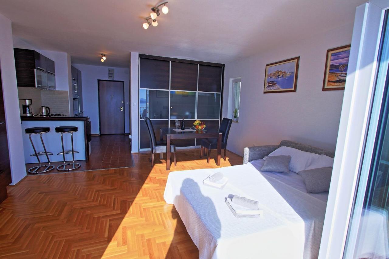 סנג' Studio Apartman Luka מראה חיצוני תמונה